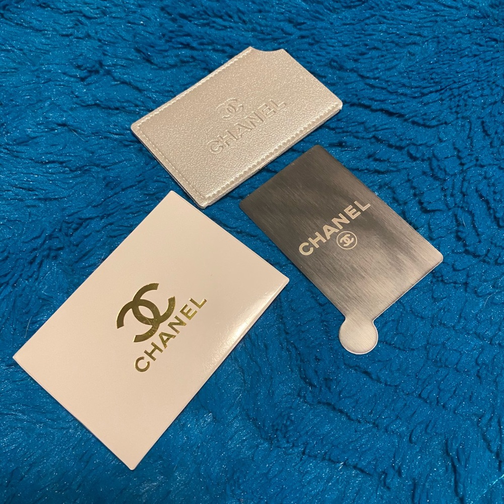 CHANEL CC Logo Pocket Mirror